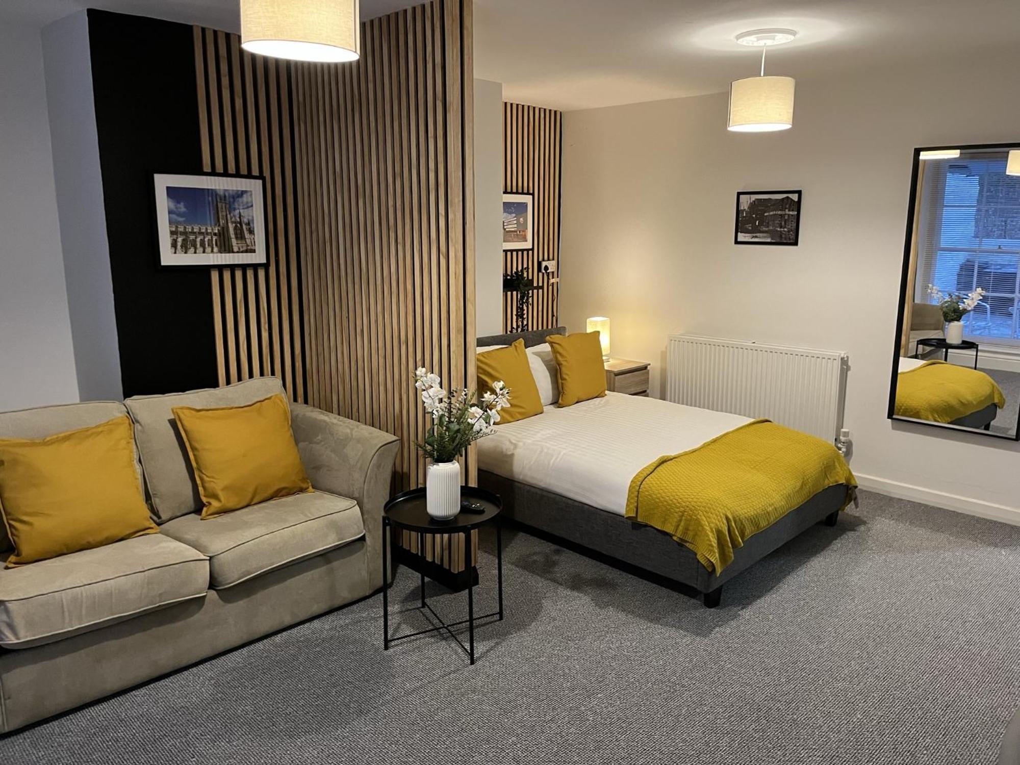 The Cozy Apartment Gloucester Bagian luar foto